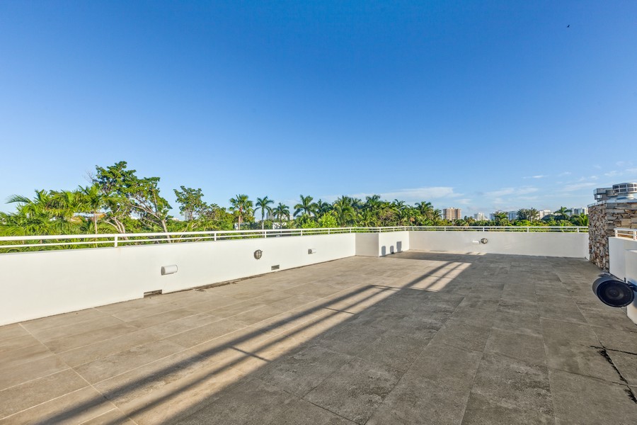 Real Estate Photography - 3427 Meridian Ave, Miami Beach, FL, 33140 - Roof