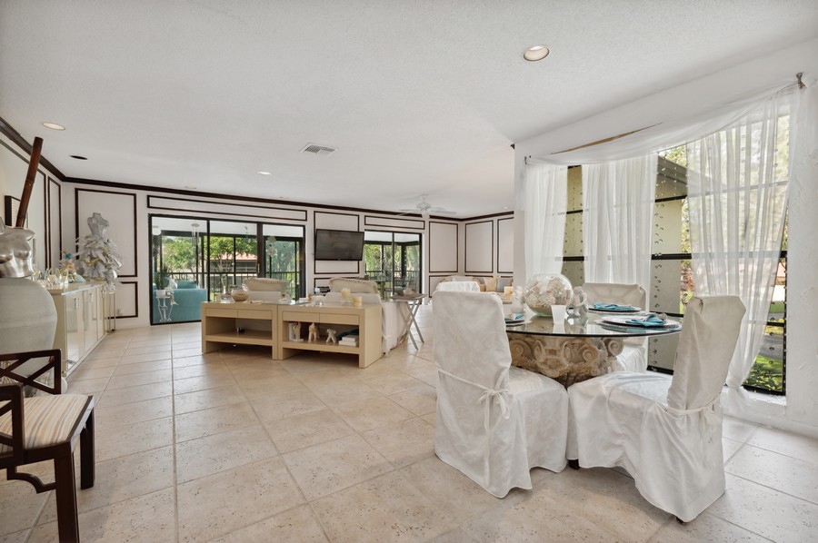 Real Estate Photography - 21691 Tall Palm Circle D-3, Boca Raton, FL, 33433 - Living Room / Dining Room