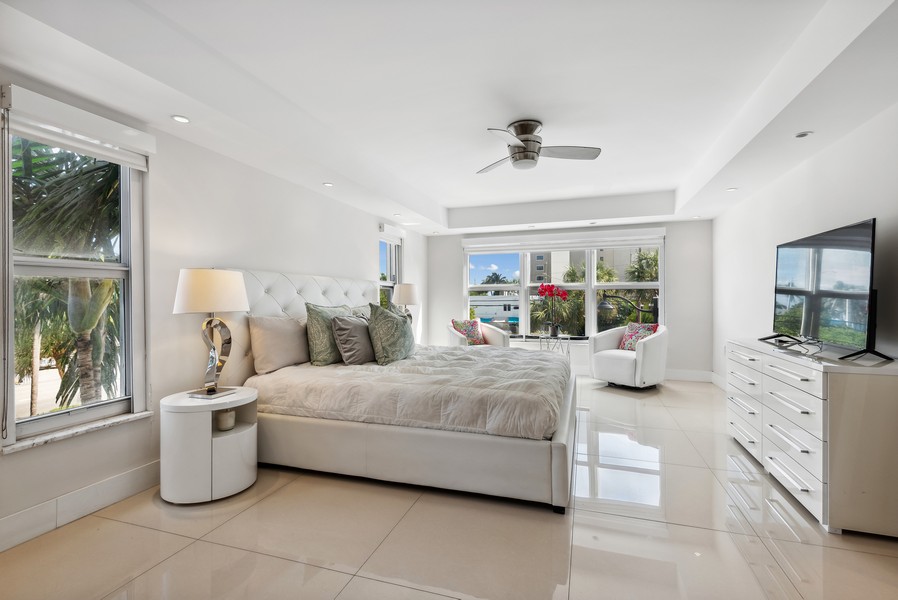Real Estate Photography - 3000 E Sunrise Blvd, 2B, Fort Lauderdale, FL, 33301 - Primary Bedroom