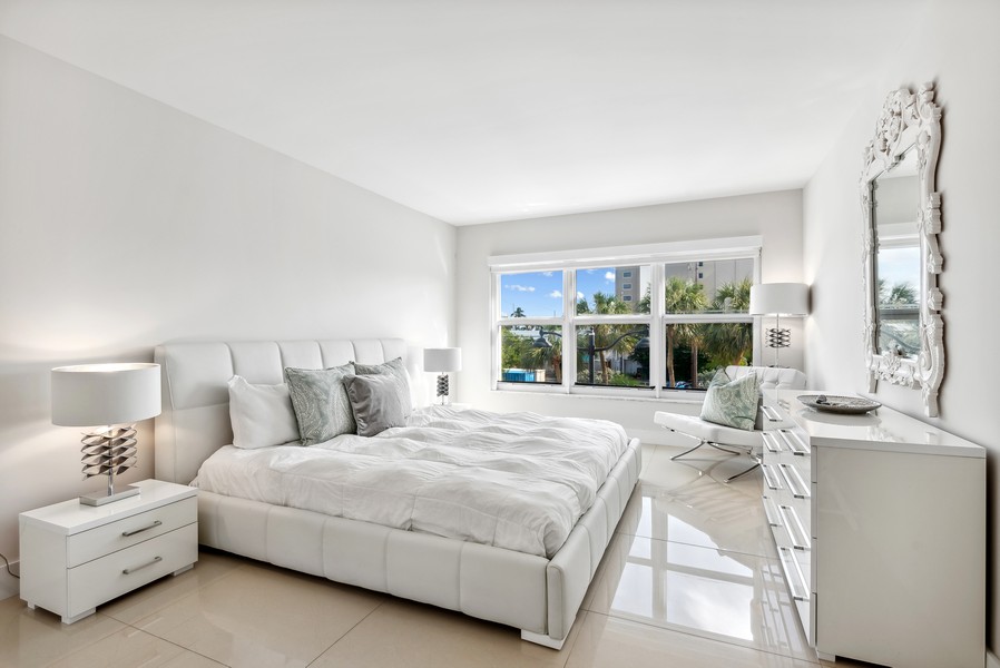 Real Estate Photography - 3000 E Sunrise Blvd, 2B, Fort Lauderdale, FL, 33301 - Bedroom