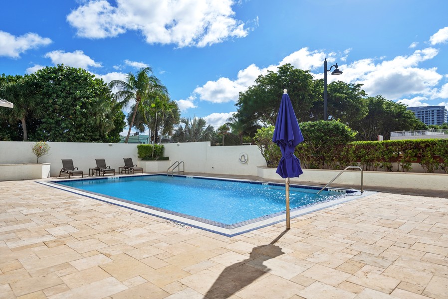 Real Estate Photography - 3000 E Sunrise Blvd, 2B, Fort Lauderdale, FL, 33301 - Pool Deck