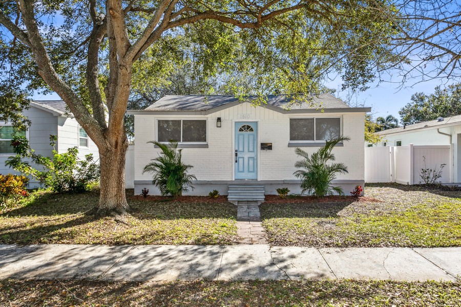 Real Estate Photography - 1510 35th Ave N, St. Petersburg, FL, 33704 - 