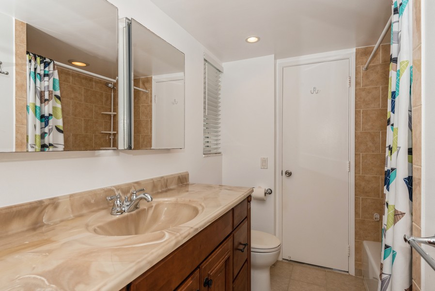 Real Estate Photography - 720 Orton Ave, #306, Fort Lauderdale, FL, 33304 - Bathroom