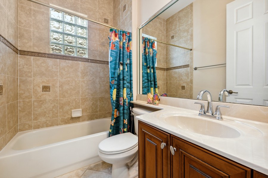 Real Estate Photography - 15660 Glencrest Avenue, Delray Beach, FL, 33446 - 3rd Bathroom