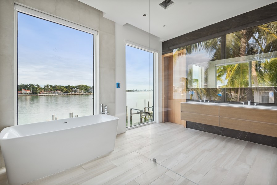 Real Estate Photography - 1510 Bay Dr, Miami Beach, FL, 33141 - Primary Bathroom