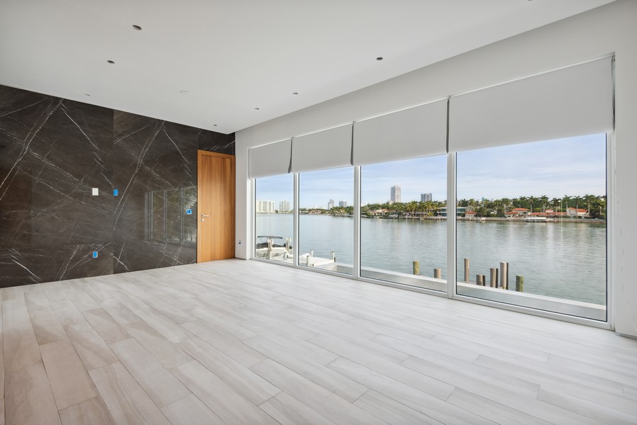 Real Estate Photography - 1510 Bay Dr, Miami Beach, FL, 33141 - Primary Bedroom