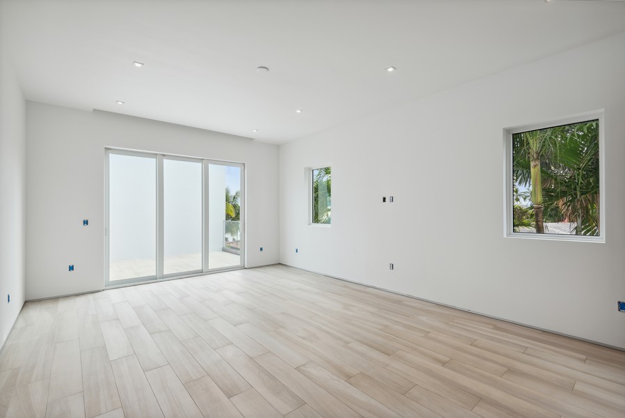 Real Estate Photography - 1510 Bay Dr, Miami Beach, FL, 33141 - Bedroom