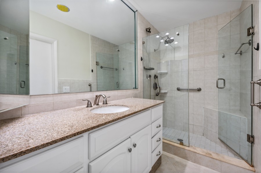 Real Estate Photography - 1201 S Riverside Drive #107, Pompano Beach, FL, 33062 - Bathroom