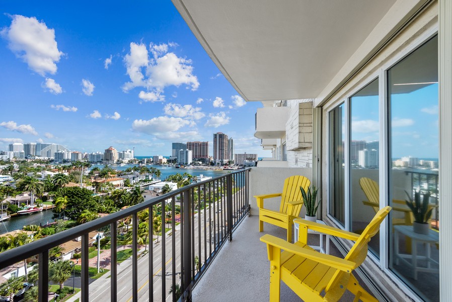 Real Estate Photography - 2500 E Las Olas Blvd. #1006, Fort Lauderdale, FL, 33301 - Balcony