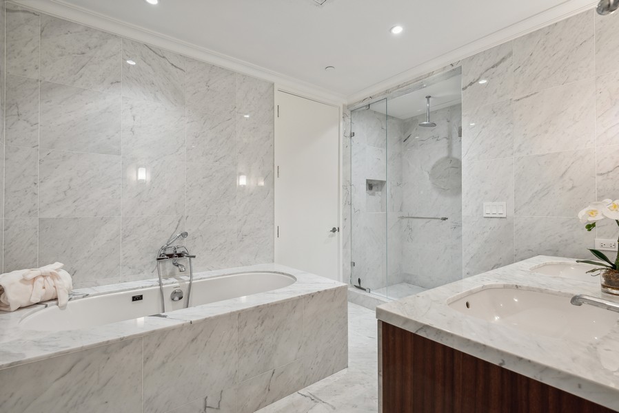 Real Estate Photography - 15701 Collins Ave, Unit 2902, Sunny Isles Beach, FL, 33301 - Primary Bathroom