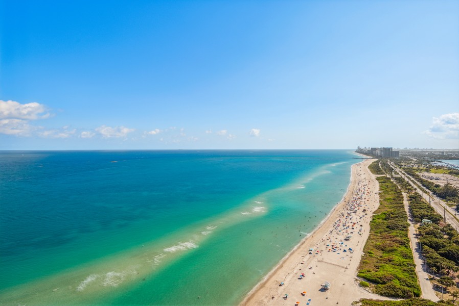 Real Estate Photography - 15701 Collins Ave, Unit 2902, Sunny Isles Beach, FL, 33301 - View
