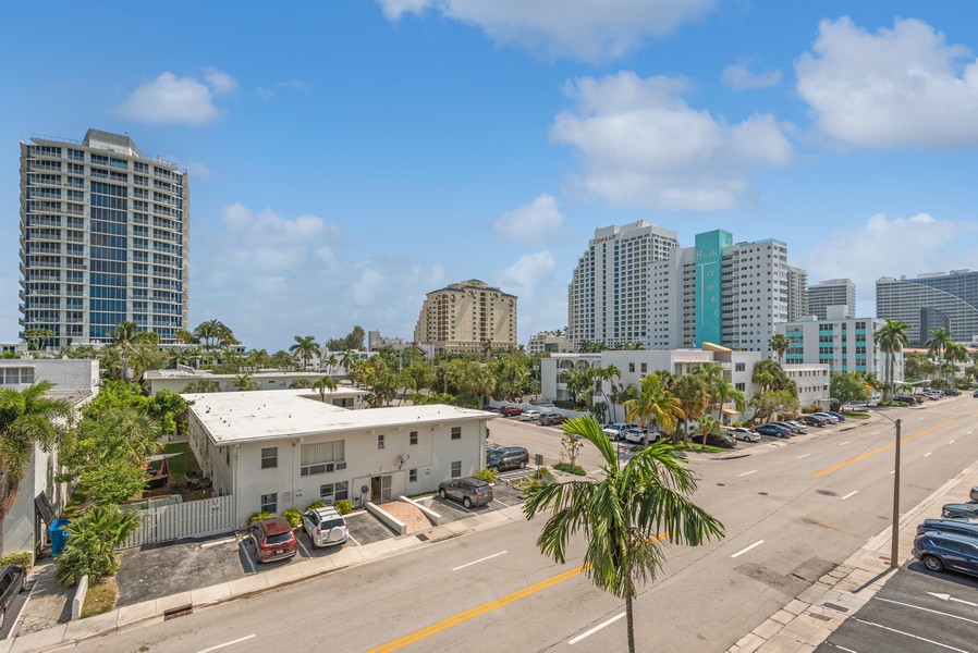 Real Estate Photography - 711 N Birch Rd #403, Fort Lauderdale, FL, 33304 - View