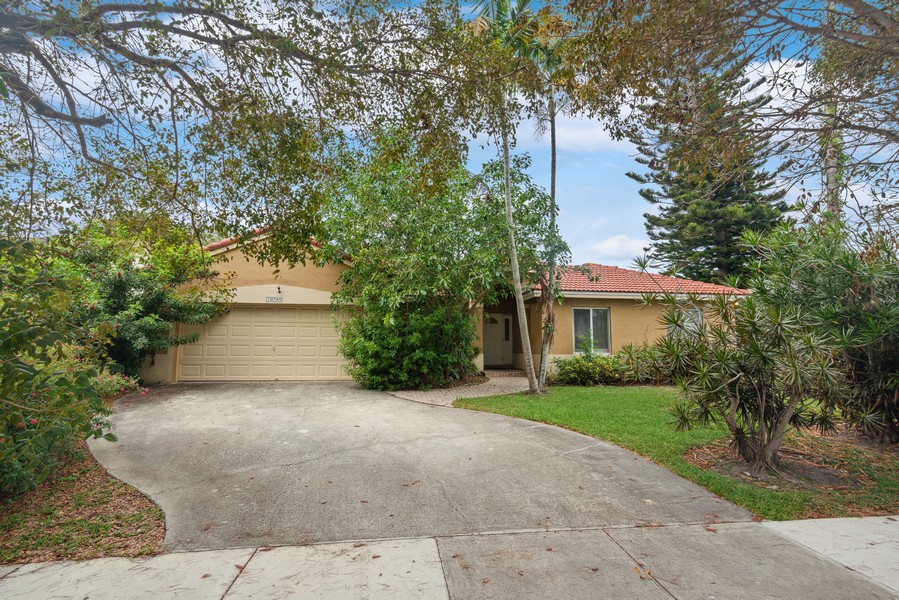 Real Estate Photography - 19740 Cutler Ct, Cutler Bay, FL, 33189 - Front View