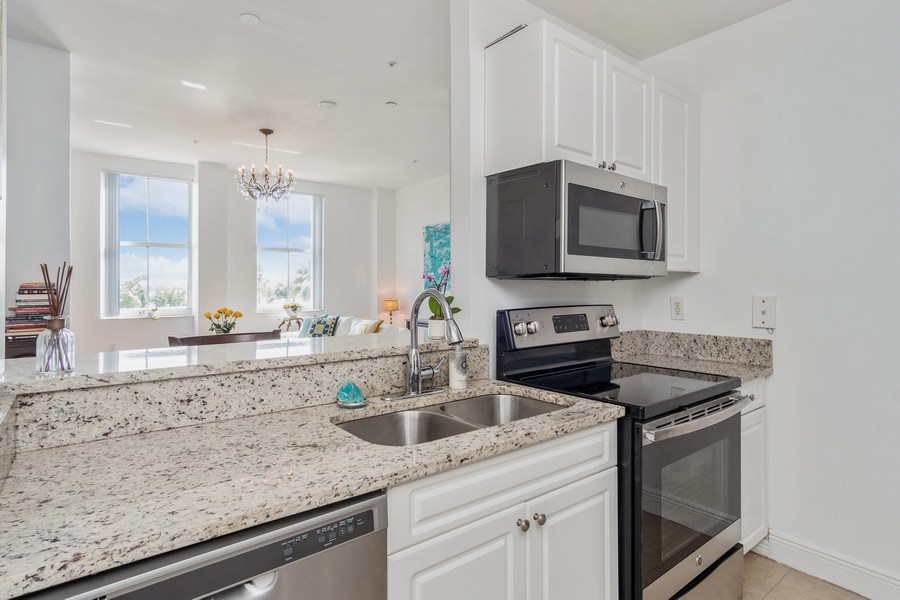 Real Estate Photography - 255 Evernia St, Unit 403, West Palm Beach, FL, 33401 - Kitchen