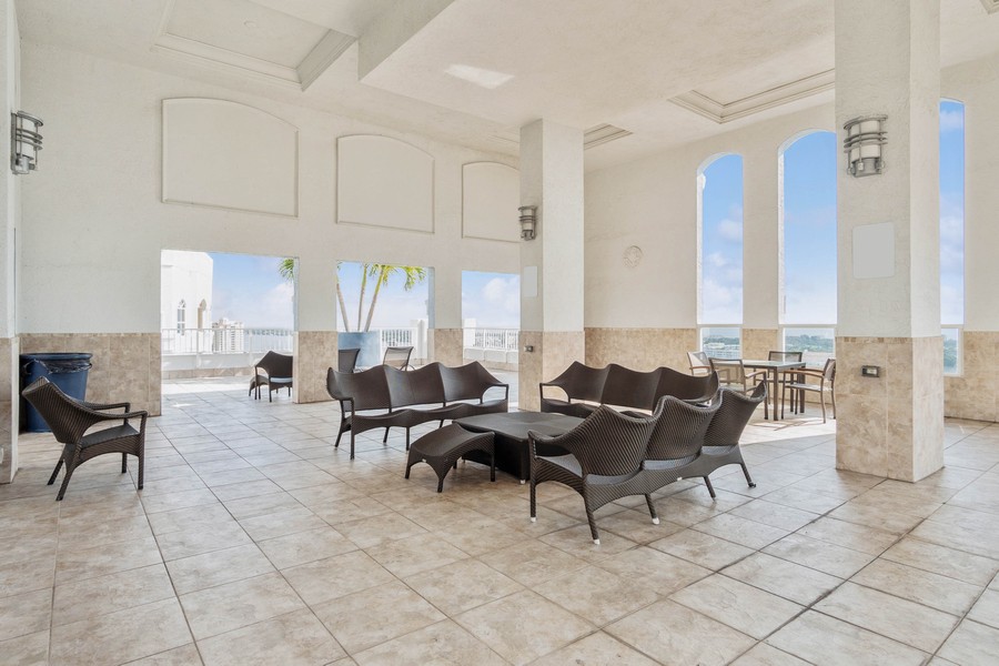 Real Estate Photography - 255 Evernia St, Unit 403, West Palm Beach, FL, 33401 - Rooftop Seating