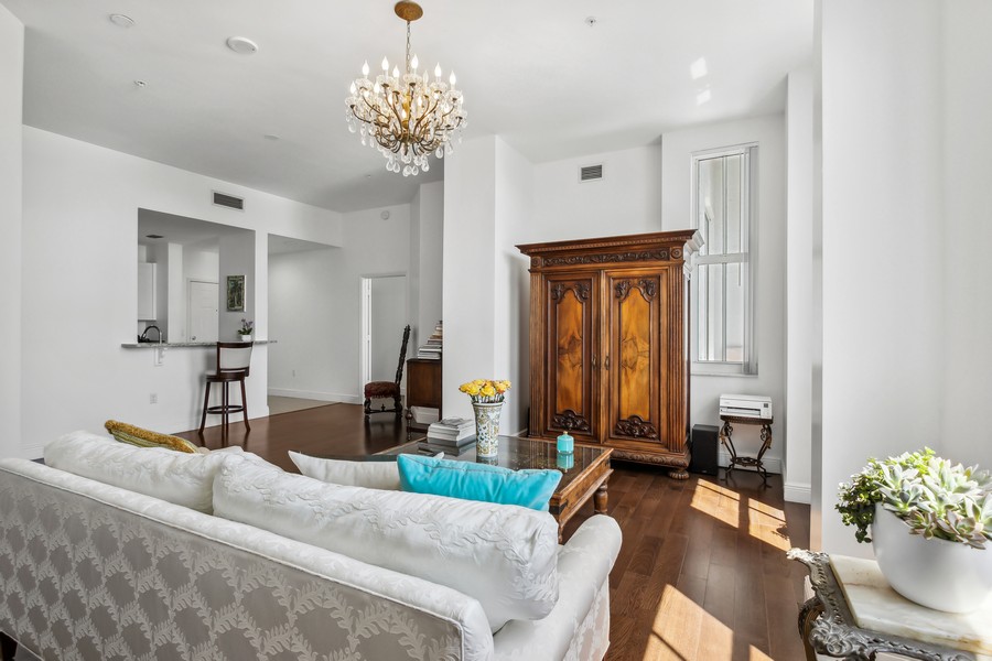 Real Estate Photography - 255 Evernia St, Unit 403, West Palm Beach, FL, 33401 - 