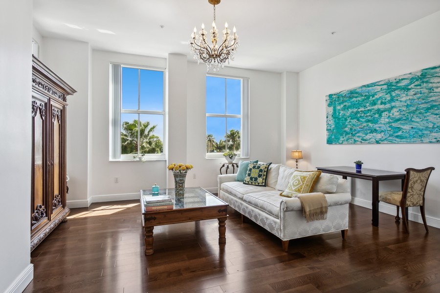 Real Estate Photography - 255 Evernia St, Unit 403, West Palm Beach, FL, 33401 - 