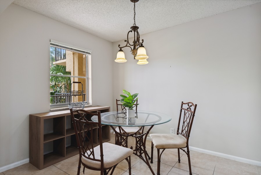 Real Estate Photography - 777 S federal Hwy H202, Pompano Beach, FL, 33062 - Dining Room