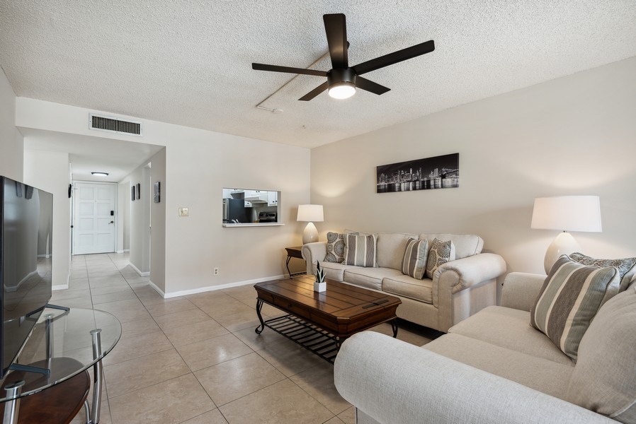 Real Estate Photography - 777 S federal Hwy H202, Pompano Beach, FL, 33062 - Kitchen / Living Room