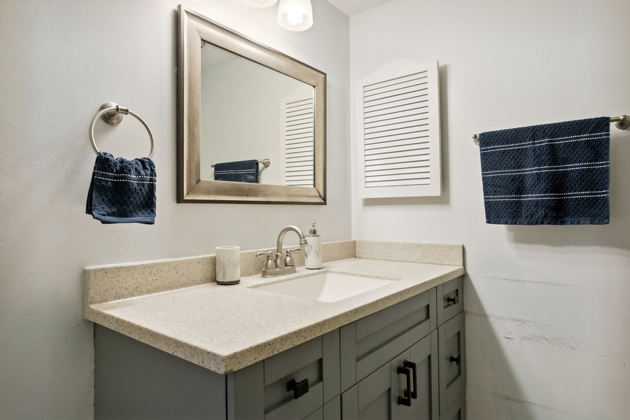 Real Estate Photography - 7432 Sunshine Skyway Lane S, St. Petersburg, FL, 33711 - 