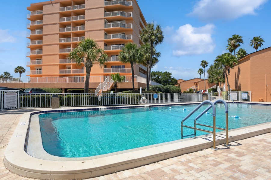 Real Estate Photography - 7432 Sunshine Skyway Lane S, St. Petersburg, FL, 33711 - 