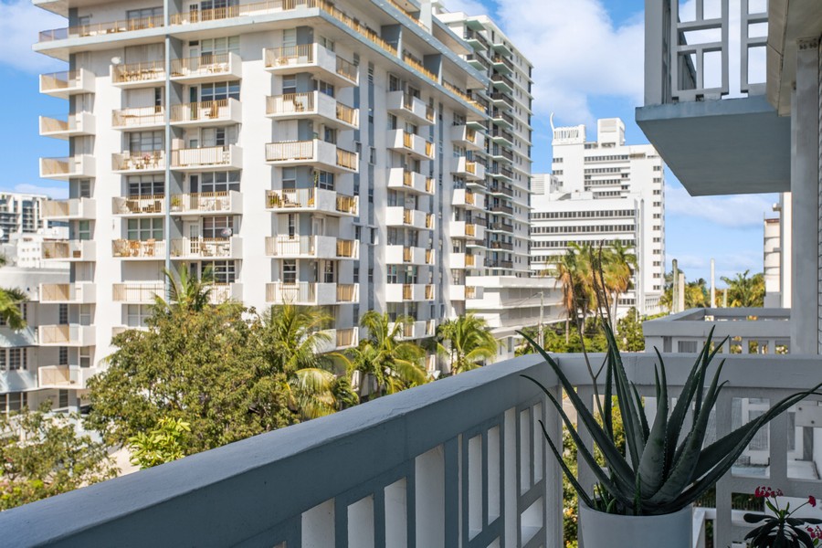 Real Estate Photography - 1776 James Ave., #4D, Miami Beach, FL, 33139 - 