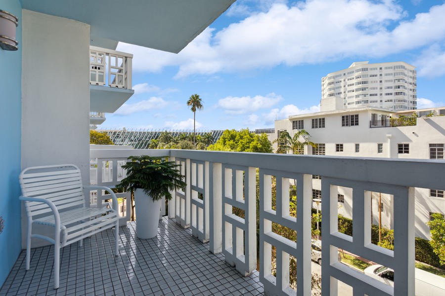 Real Estate Photography - 1776 James Ave., #4D, Miami Beach, FL, 33139 - Balcony
