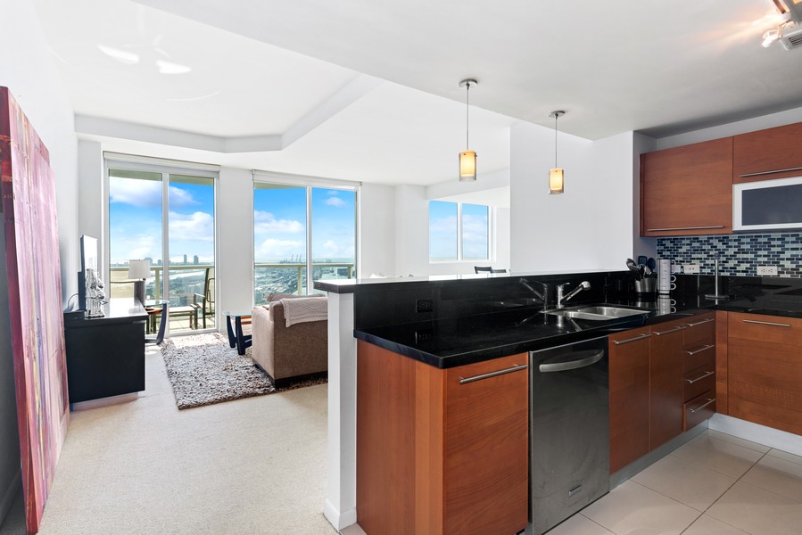 Real Estate Photography - 244 Biscayne Blvd 3903, Miami, FL, 33132 - Entrance