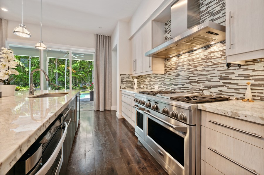 Real Estate Photography - 505 NW 1st Ave, Delray Beach, FL, 33445 - Kitchen