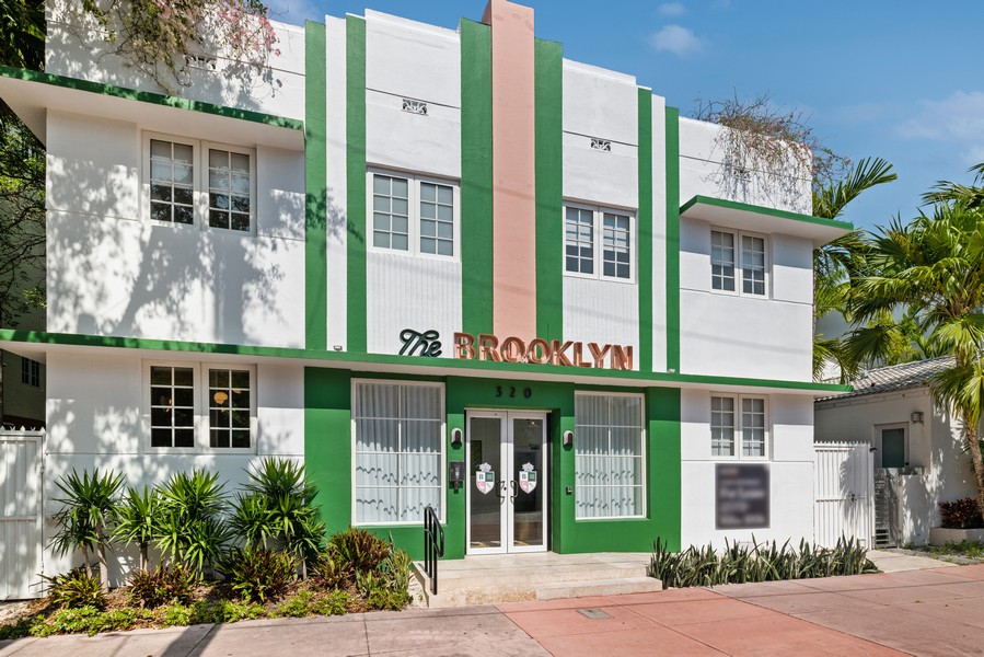 Real Estate Photography - 320 Euclid Ave, Apt D, Miami Beach, FL, 33139 - 