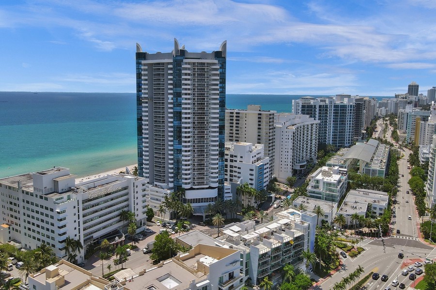 Real Estate Photography - 6301 Collins Avenue # 1802, Miami Beach, FL, 33141 - 