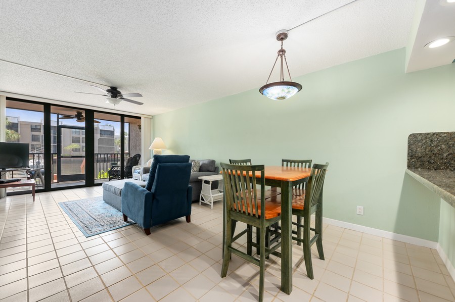 Real Estate Photography - 9 Royal Palm Way 1030, Boca Raton, FL, 33432 - Living Room/Dining Room