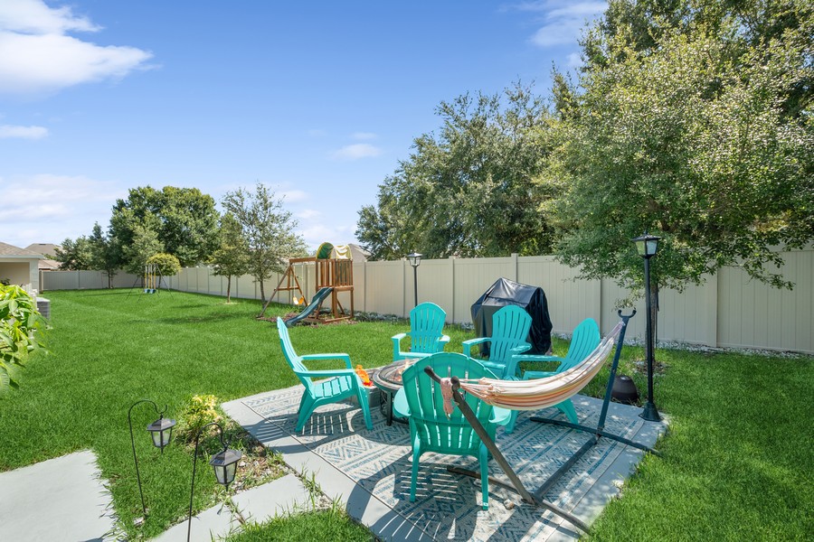 Real Estate Photography - 26026 Meadow Breeze Lane, Leesburg, FL, 34748 - Patio