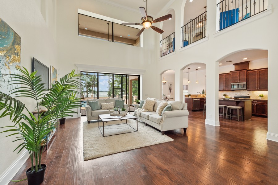 Real Estate Photography - 1900 N Lake Eloise Dr, Winter Haven, FL, 33884 - Living Room