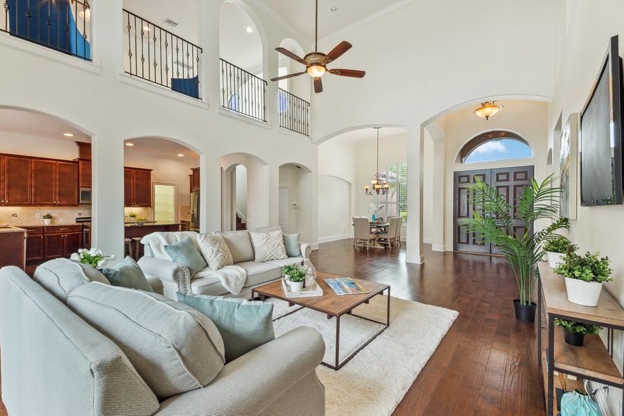 Real Estate Photography - 1900 N Lake Eloise Dr, Winter Haven, FL, 33884 - Living Room