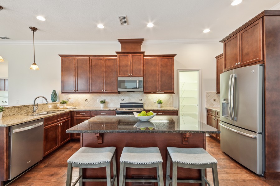 Real Estate Photography - 1900 N Lake Eloise Dr, Winter Haven, FL, 33884 - Kitchen