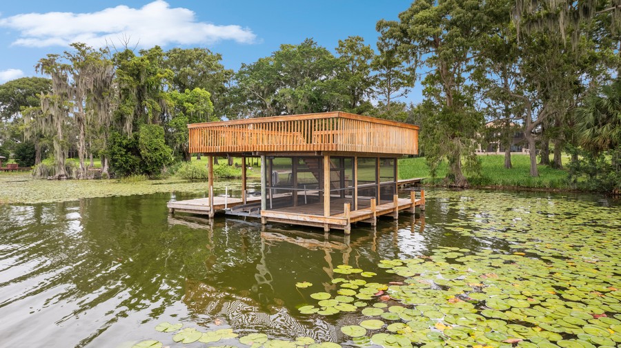 Real Estate Photography - 1900 N Lake Eloise Dr, Winter Haven, FL, 33884 - 