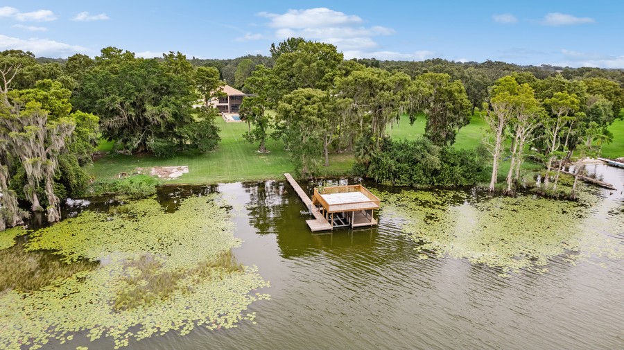 Real Estate Photography - 1900 N Lake Eloise Dr, Winter Haven, FL, 33884 - 