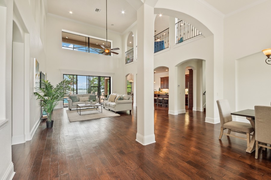 Real Estate Photography - 1900 N Lake Eloise Dr, Winter Haven, FL, 33884 - Foyer