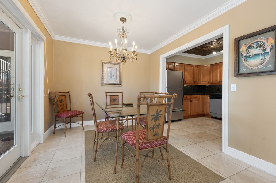 Real Estate Photography - 129 S Golfview Road #6, Lake Worth Beach, FL, 33460 - Kitchen / Dining Room