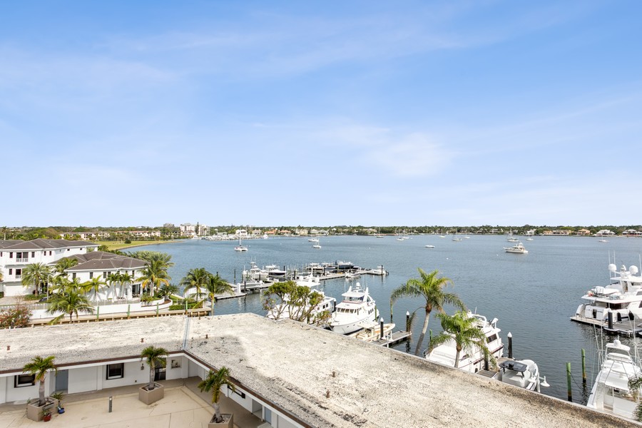 Real Estate Photography - 1208 Marine Way #401, North Palm Beach, FL, 33408 - 