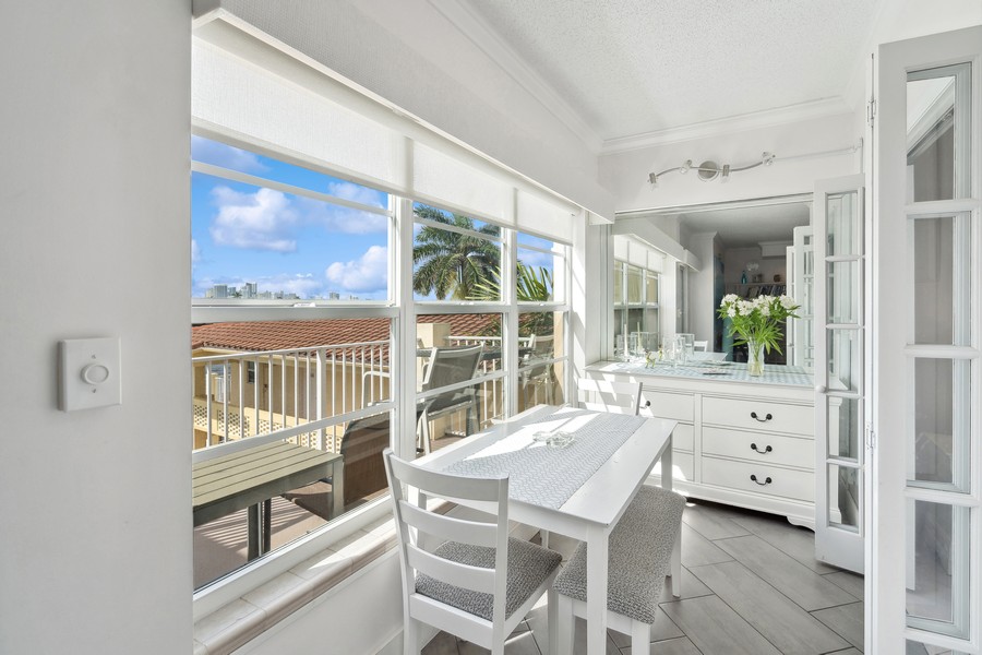 Real Estate Photography - 341 N Birch Rd, Fort Lauderdale, FL, 33304 - 