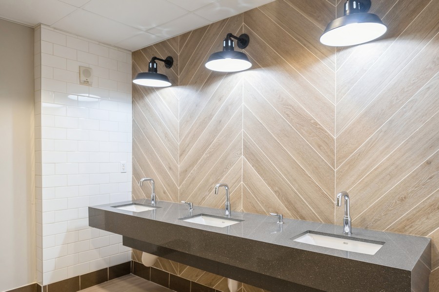 Real Estate Photography - 1750 N Bayshore Dr Apt 4802, Miami, FL, 33132 - 