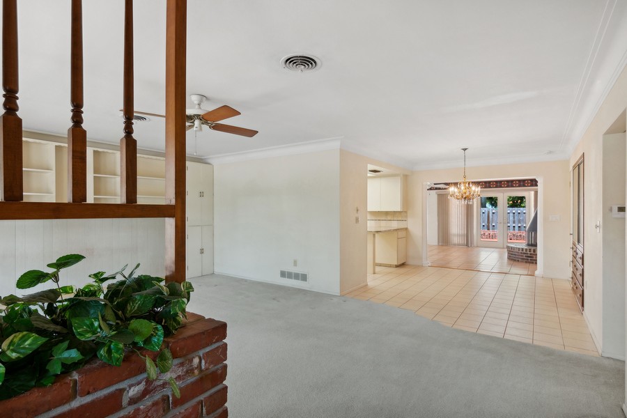 Real Estate Photography - 3300 Duncan Avenue, Sarasota, FL, 34239 - Living Room