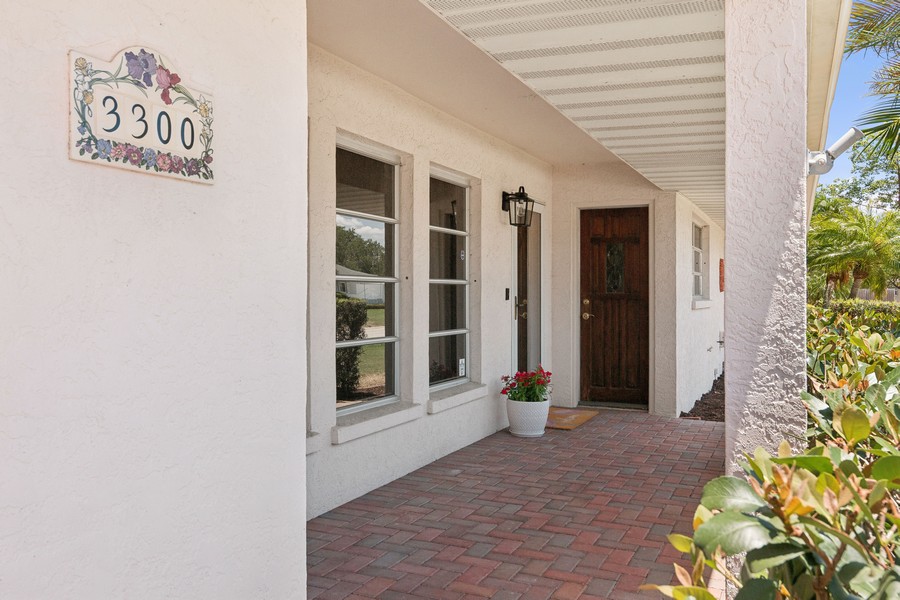 Real Estate Photography - 3300 Duncan Avenue, Sarasota, FL, 34239 - Porch
