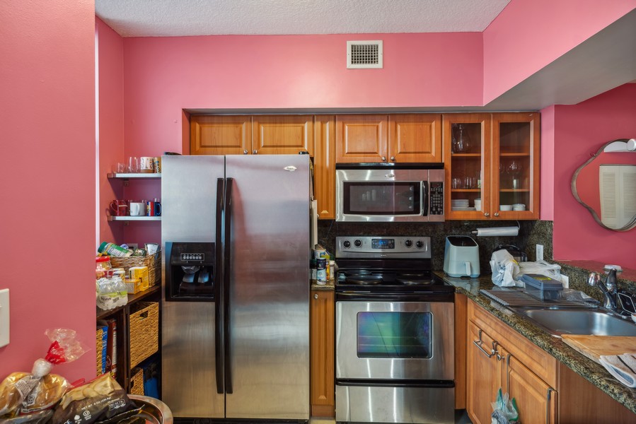 Real Estate Photography - 1 Glen Royal Parkway #710, Miami, FL, 33125 - 
