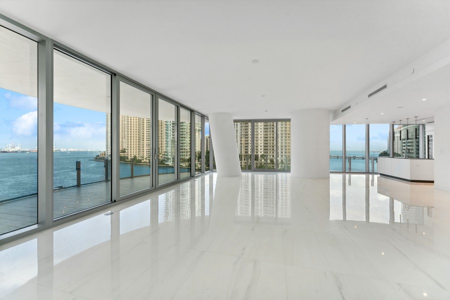 Real Estate Photography - 300 Biscayne Blvd Way #601, Miami, FL, 33131 - 