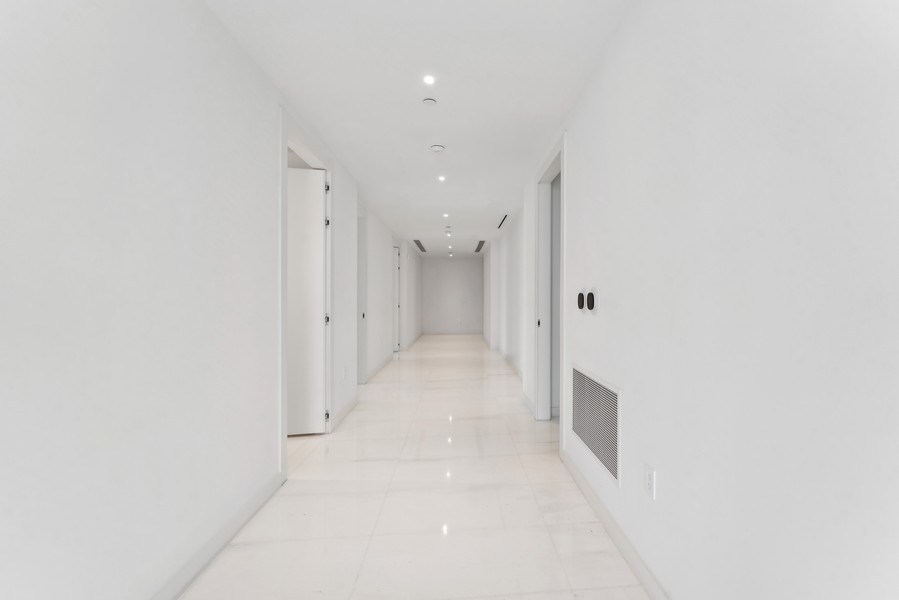 Real Estate Photography - 300 Biscayne Blvd Way #601, Miami, FL, 33131 - 