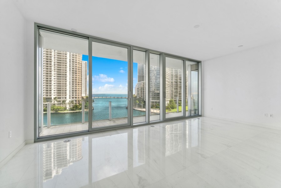 Real Estate Photography - 300 Biscayne Blvd Way #601, Miami, FL, 33131 - 