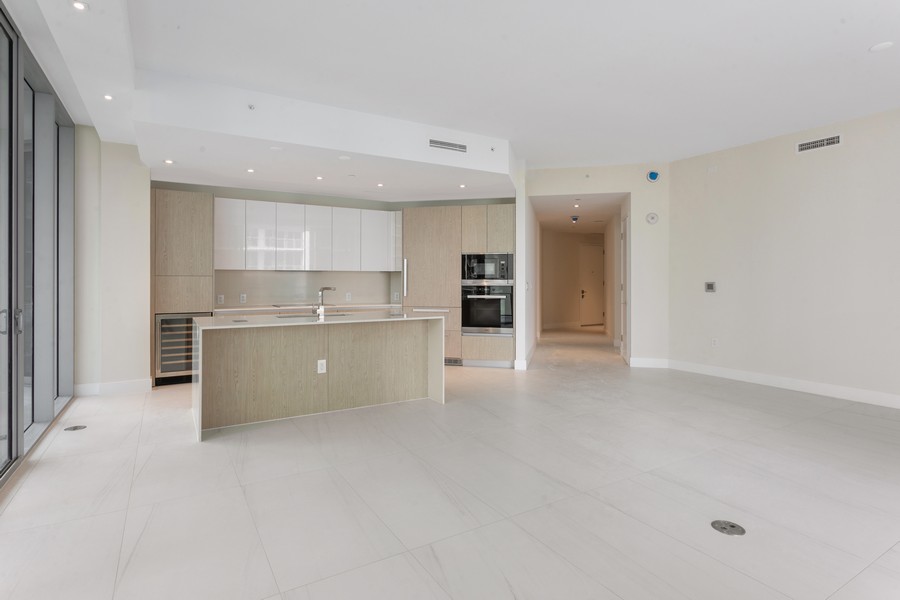 Real Estate Photography - 3100 N Ocean Dr H-1009, Singer Island, FL, 33480 - 